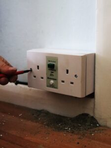 solar pv maintenance