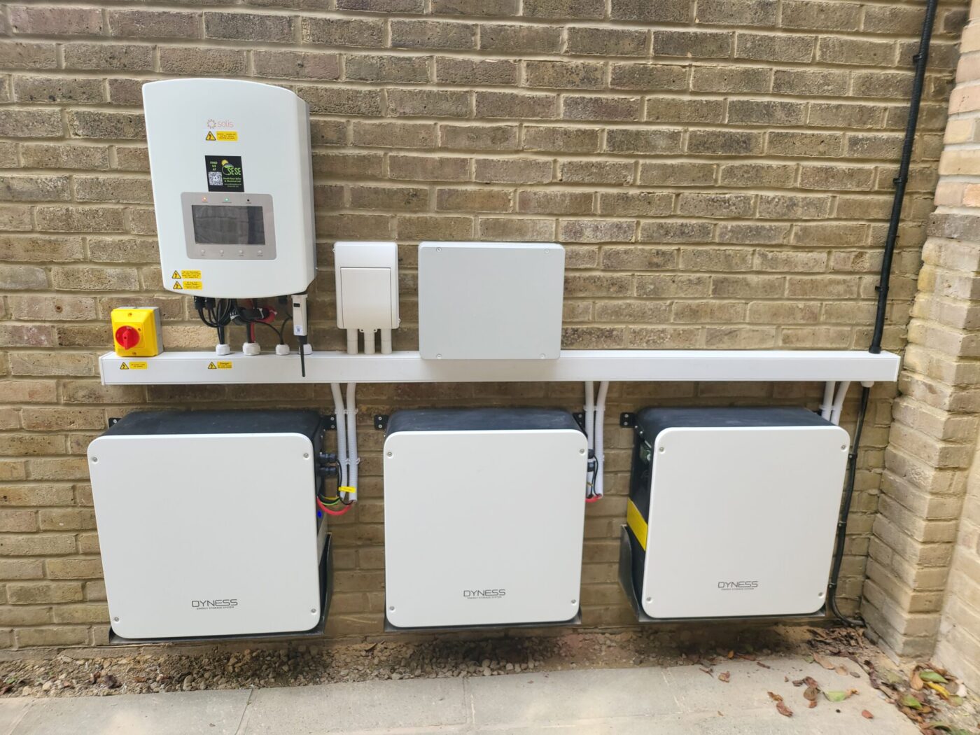 Solar PV system in Longfield
